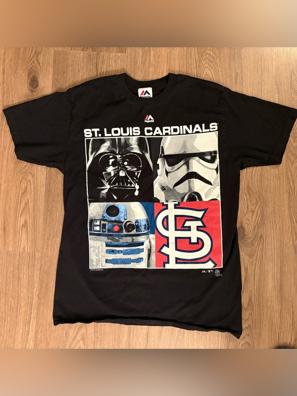 Star Wars Fandom T-Shirt Majestic Athletics St. Louis Cardinals Size Med Black